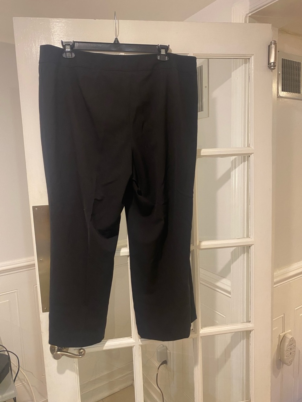 Tahari size 18W pants inseam 26 inches good condition - Picture 2 of 4